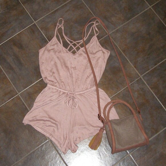 NEW size Small Derek Heart Womens Romper Strappy Mauve Sleeveless Knit Stretch - Picture 2 of 10